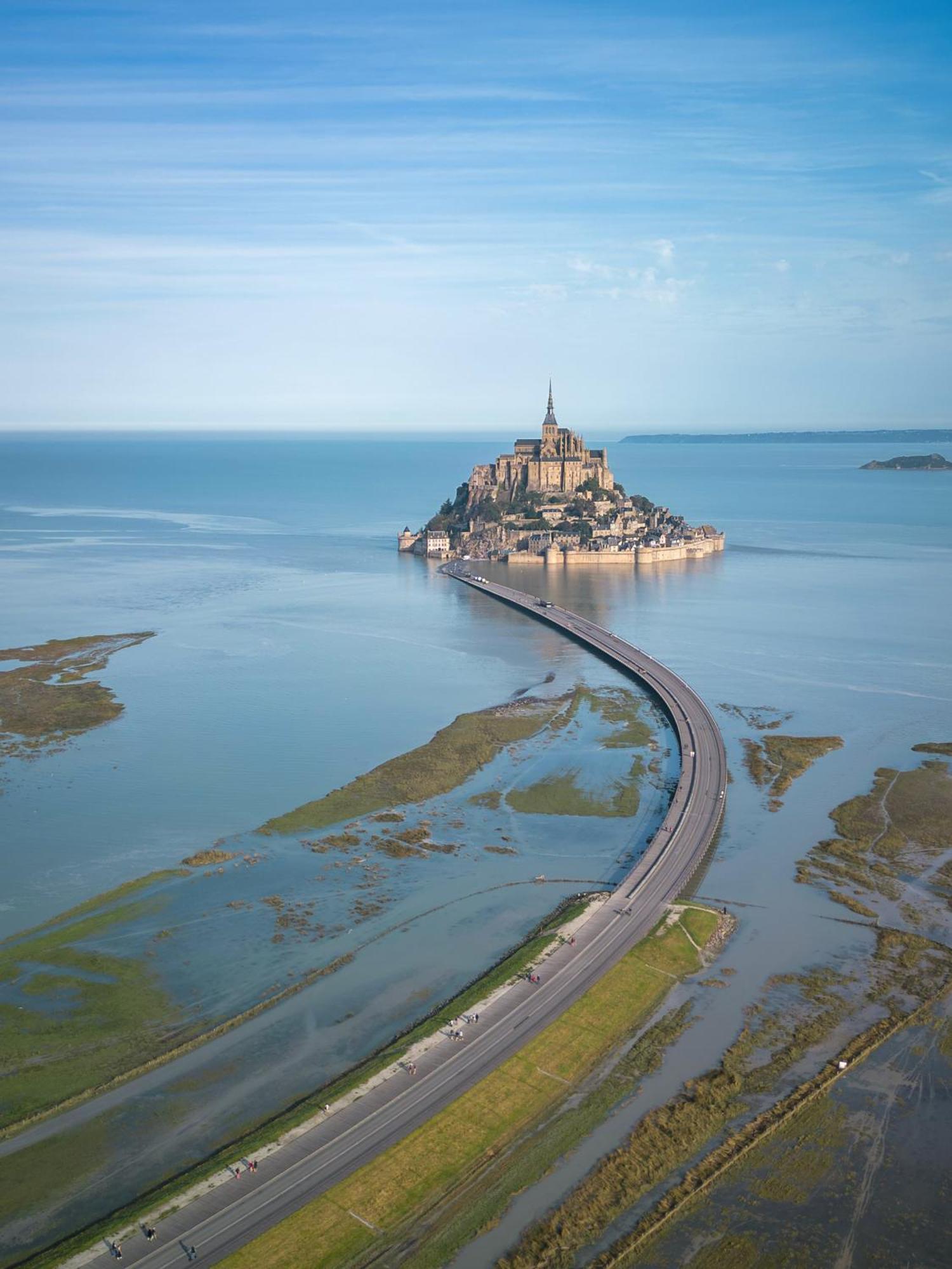 Le Village Insolite Yourte Et Roulotte Saint-Benoît-des-Ondes Exteriér fotografie